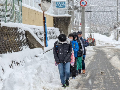 PXL_20250304_223829989